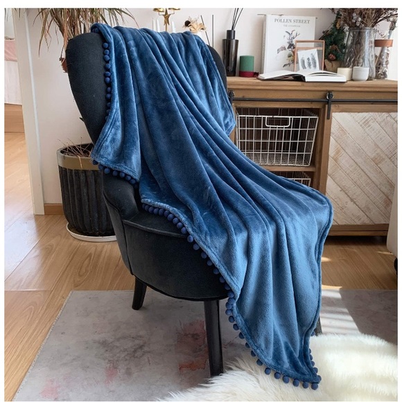 Warm Brown Pompom Fringe Chic Cozy Soft Throw Blanket/Cover - Picture 7 of 16